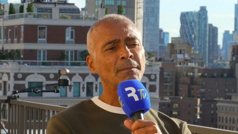 ex-jogador Romário