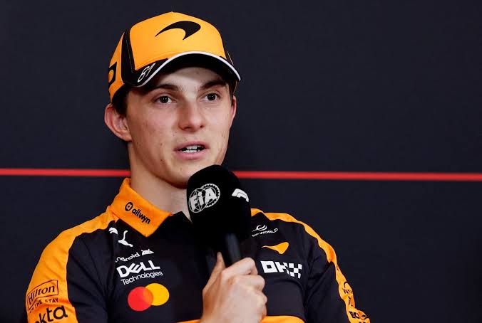 oscar piastri mc laren